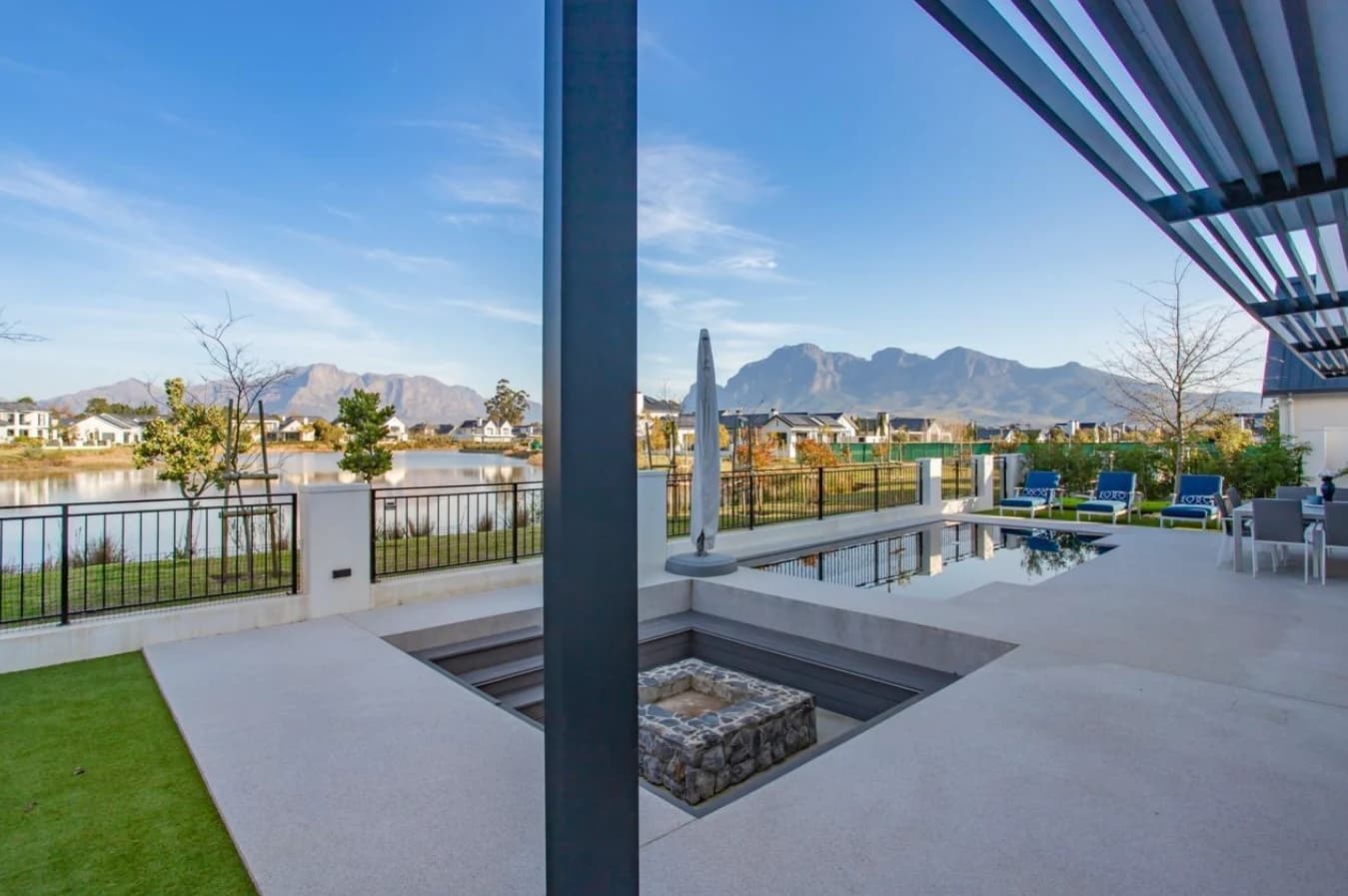 ERF 1535 — covered terrace overlooking the water