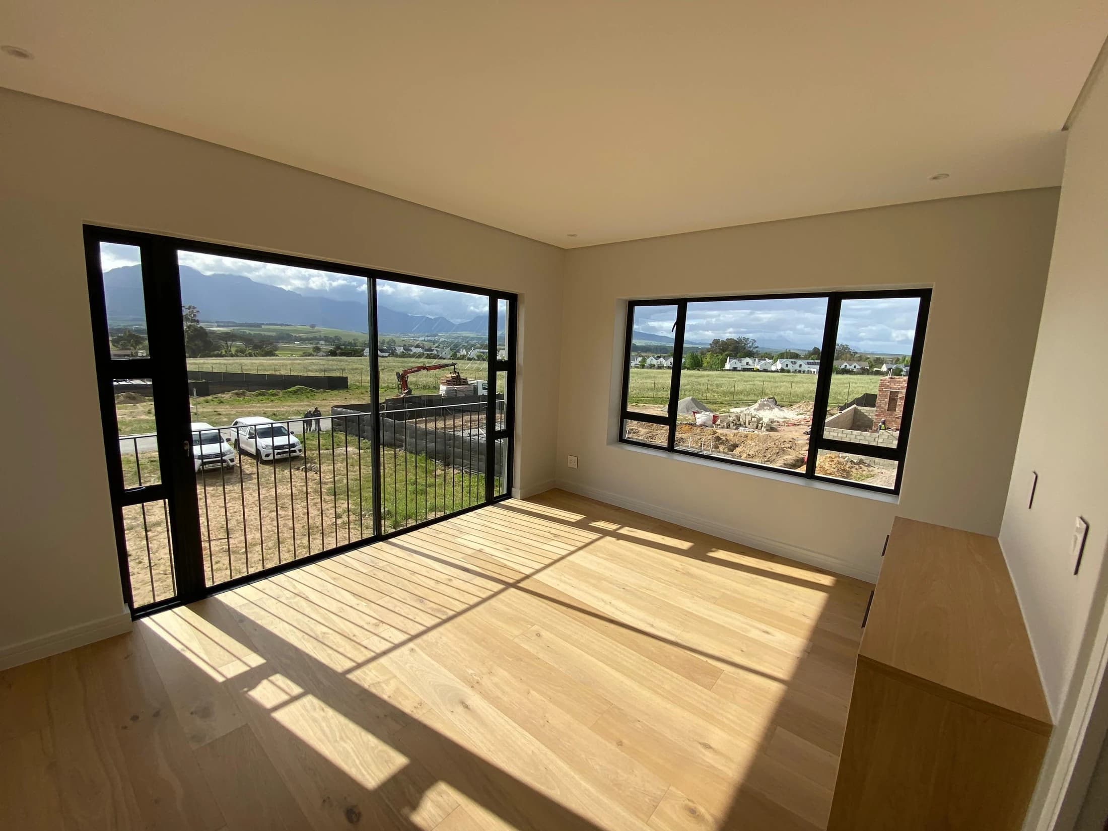 Longlands 362 — bedroom with views to the surrounding landscape